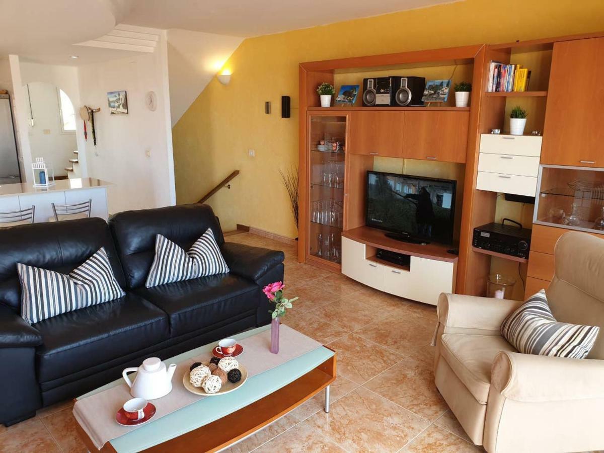 Villa Roque Del Conde With Private Pool, Terrace With Fantastic Sea Views, Wifi, Garden, Garage Adeje Exteriér fotografie