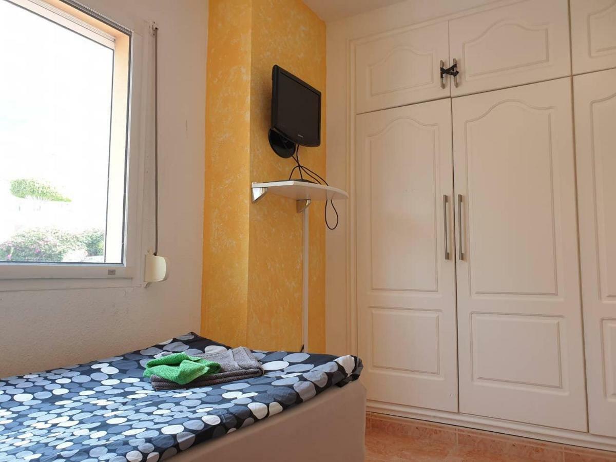 Villa Roque Del Conde With Private Pool, Terrace With Fantastic Sea Views, Wifi, Garden, Garage Adeje Exteriér fotografie